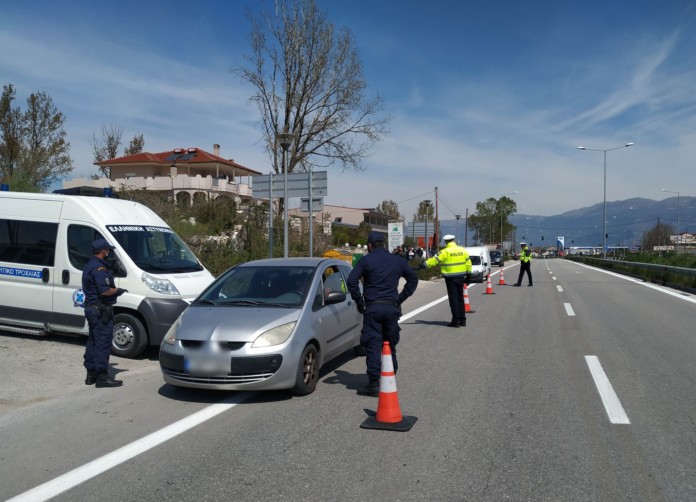 Πότε θα επιτραπούν οι μετακινήσεις και θα ανοίξουν τα πρώτα καταστήματα