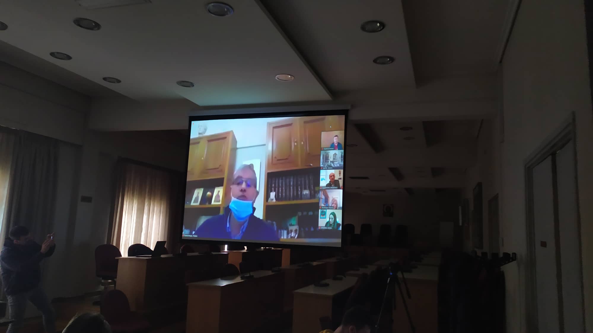 ΣΥΝΕΔΡΙΑΣΕ ΤΟ ΠΕΡΙΦΕΡΕΙΑΚΟ ΣΥΜΒΟΥΛΙΟ – Εγκρίθηκε το Ειδικό Σχέδιο Αντιμετώπισης καταστροφών