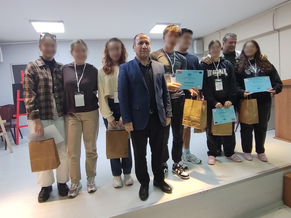 ΖΩΓΡΑΦΕΙΟ ΣΧΟΛΕΙΟ -Στην Κωνσταντινούπολη για εκπαιδευτική συνάντηση