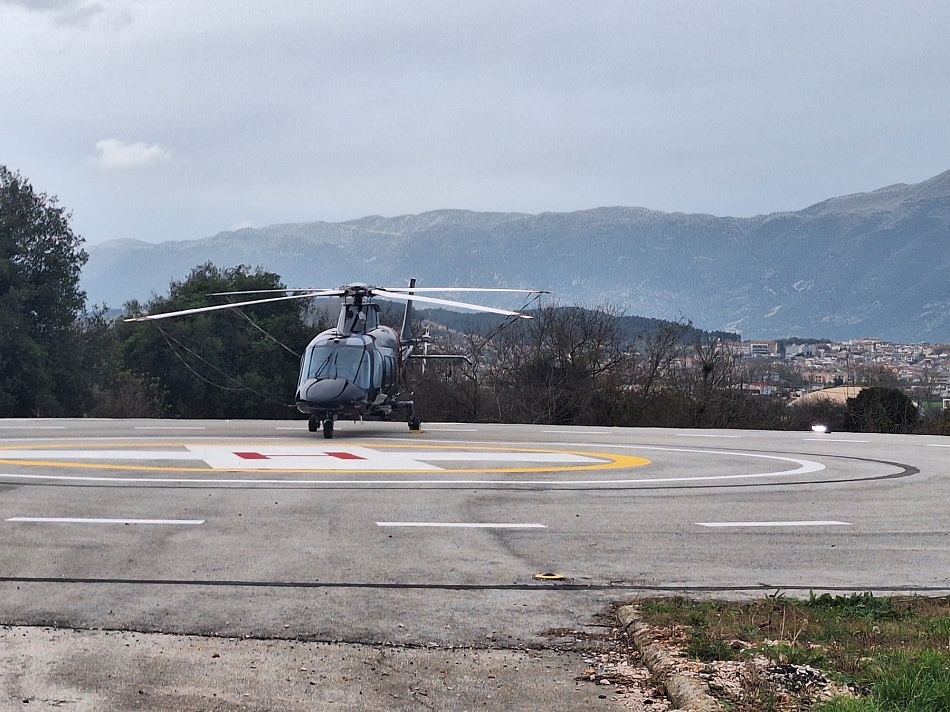 Δοκιμαστικές πτήσεις στο ελικοδρόμιο του ΠΓΝΙ