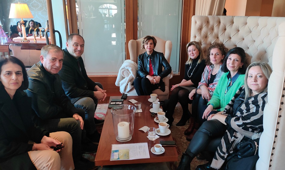 ΕΠΙΣΚΕΨΗ ΟΛ. ΓΕΡΟΒΑΣΙΛΗ ΣΤΗ «ΣΧΕΔΙΑ» -Συζήτηση για το μέλλον των δομών ψυχικής υγείας