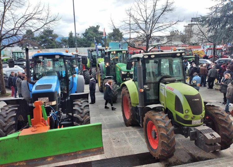 Σε φάση αναμονής οι αγρότες