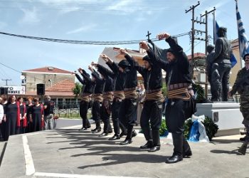 Τιμήθηκε η μνήμη 353.000 ψυχών