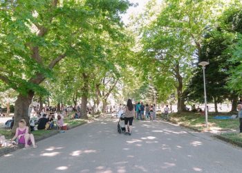 Επιστρέφουν οι πολίτες στους δημόσιους χώρους