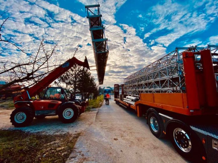 ΠΡΩΗΝ ΚΛΕΙΣΤΟ ΞΙΦΑΣΚΙΑΣ -Εν αναμονή της οικοδομικής άδειας