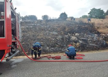 Φωτιά στον λόφο των εκτελεσθέντων