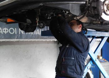 Ασφυκτιούν από τη φορολογία και τις αυξήσεις στα ανταλλακτικά