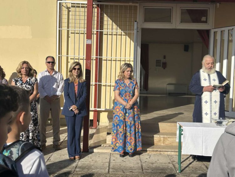 Τζούφη: Βλέπουμε ενέργειες που βαθαίνουν τους φραγμούς