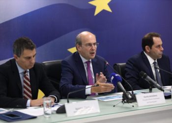 12 νέες αυξήσεις αποδοχών και 12 νέες μειώσεις φόρων