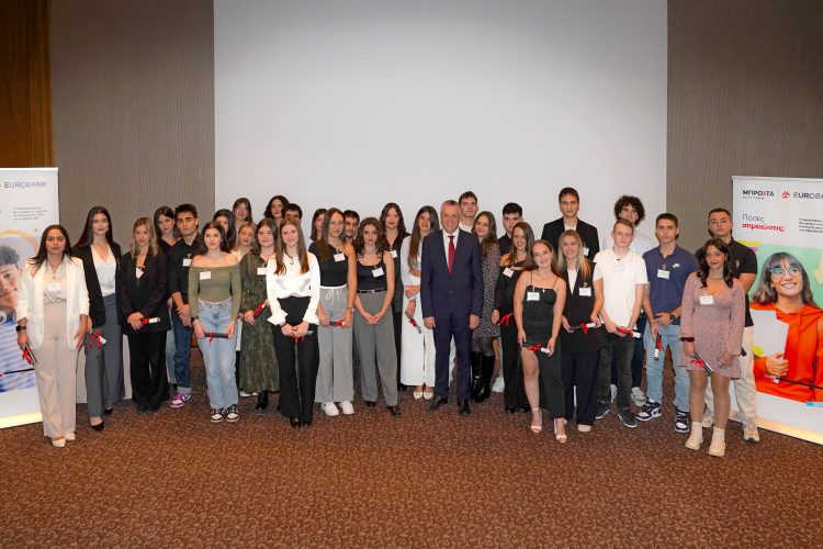 Eurobank| 22 χρόνια Μπροστά για την Παιδεία | Προετοιμάζοντας σήμερα τους επαγγελματίες του αύριο
