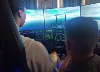 Πάνω από 1.500 πολίτες «γνώρισαν» τον εξομοιωτή F-16