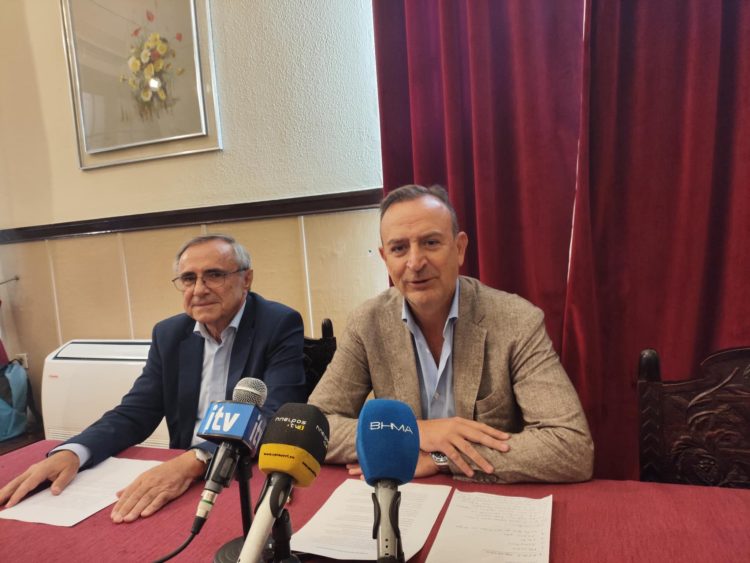 Η Βουλή αντικαθιστά τα καθίσματα στο «Καμπέρειο»