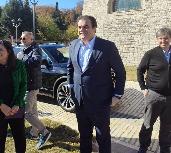 Προχωρά η ψηφιοποίηση των αρχείων