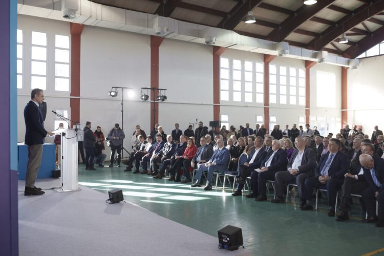 Η «γέφυρα» Ελλάδας-Αλβανίας και το ισχυρό μήνυμα σε Ράμα για την ελληνική μειονότητα