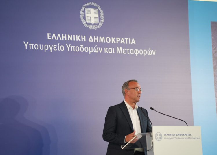 Η «γέφυρα» Ελλάδας-Αλβανίας και το ισχυρό μήνυμα σε Ράμα για την ελληνική μειονότητα