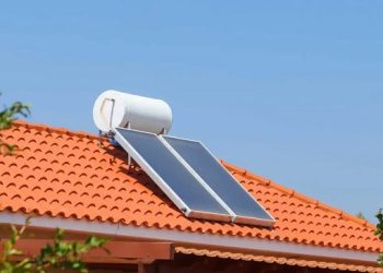 Στο Ταμείο Ανάκαμψης τα συστήματα θέρμανσης νερού από ΑΠΕ για νοικοκυριά