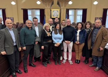 Μαθητές του Πρότυπου Γυμνασίου Ζωσιμαίας στο Δημαρχείο Ιωαννίνων