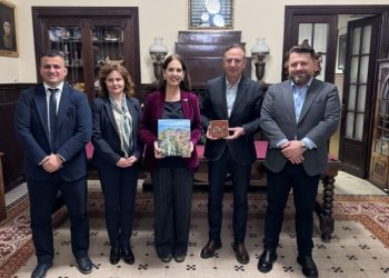 Στα Ιωάννινα η υπουργός Τουρισμού και Περιβάλλοντος της Αλβανίας