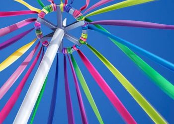 Το γαϊτανάκι της Αποκριάς στο πάρκο Λιθαρίτσια