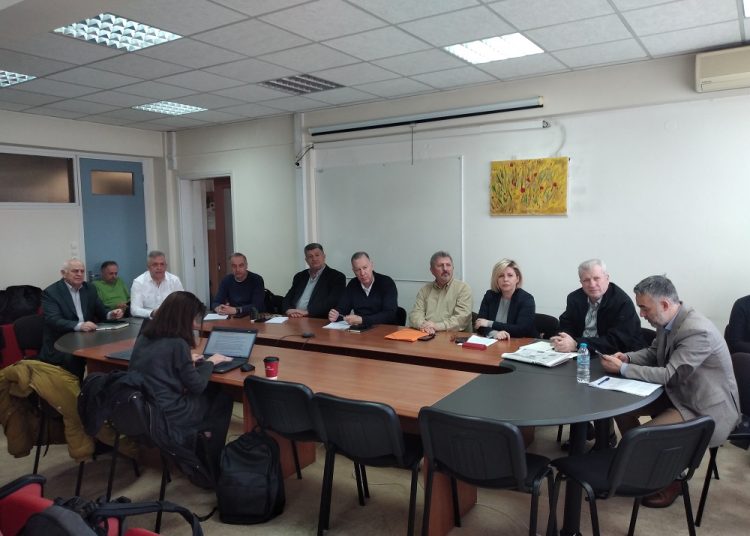 ΠΕΔ ΗΠΕΙΡΟΥ -Αντίθετη στο “λουκέτο” στρατοπέδων