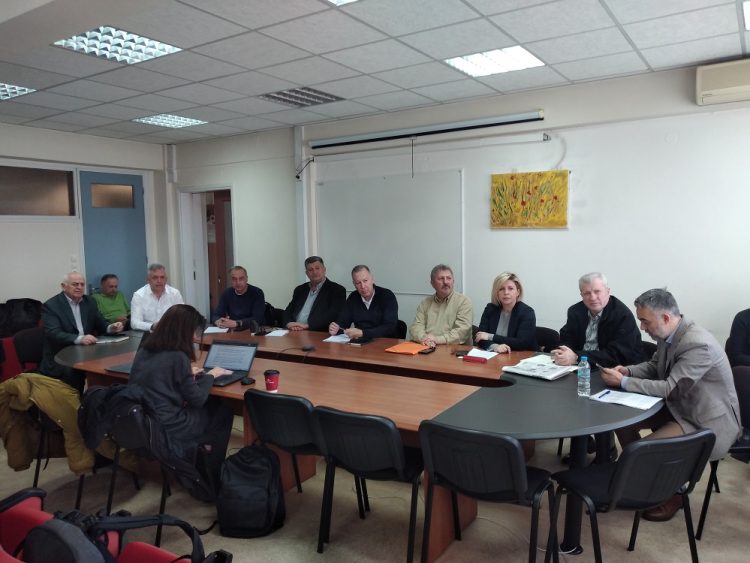 ΠΕΔ ΗΠΕΙΡΟΥ -Αντίθετη στο “λουκέτο” στρατοπέδων