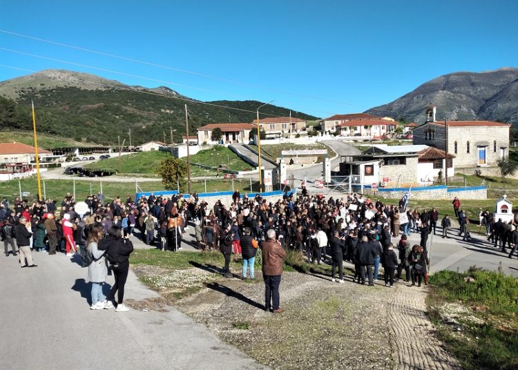 ΦΙΛΙΑΤΕΣ ΘΕΣΠΡΩΤΙΑΣ -Έντονες κινητοποιήσεις για να μην μπει λουκέτο στο 628 Τάγμα Πεζικού