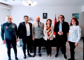 Ενίσχυση των επιχειρηματικών και τουριστικών σχέσεων με την Αλβανία