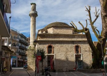 «Πρωινό» στη γειτονιά της Καλούτσιανης