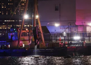 Μαρτυρίες για τη συντριβή ελικοπτέρου στην Νέα Υόρκη