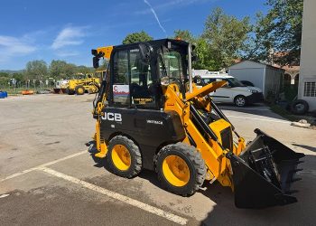 ΔΗΜΟΣ ΠΩΓΩΝΙΟΥ -Νέος εκσκαφέας για τις βλάβες στο δίκτυο ύδρευσης