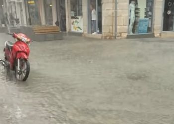 Πλημμυρικά φαινόμενα στην πόλη της Άρτας