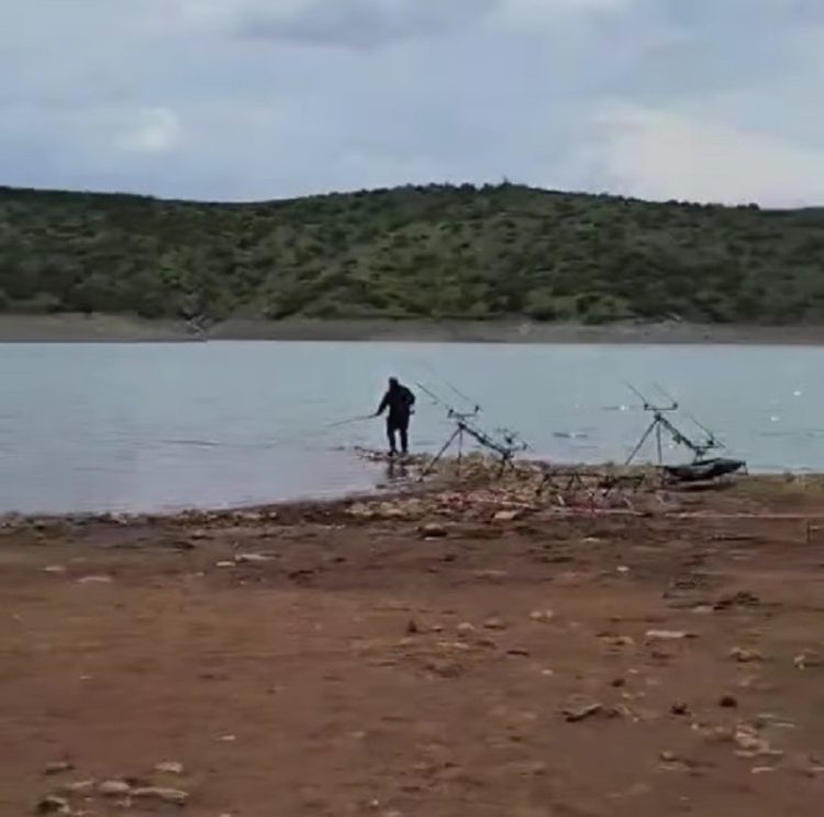 ΛΙΜΝΗ ΠΗΓΩΝ ΑΩΟΥ -Ανησυχητική η υποχώρηση της στάθμης