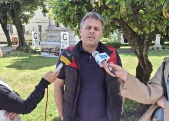 Προσπαθούν να αυξήσουν τις αεροπορικές συνδέσεις