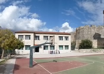 ΑΡΤΑ -Ανοίγουν οι σχολικές αυλές για το κοινό τα απογεύματα του καλοκαιριού