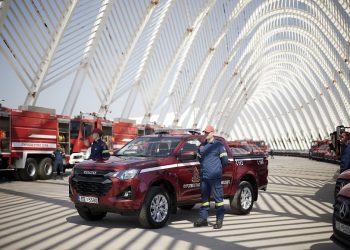12 Νέα Πυροσβεστικά Οχήματα Ενισχύουν την Προστασία της Ηπείρου