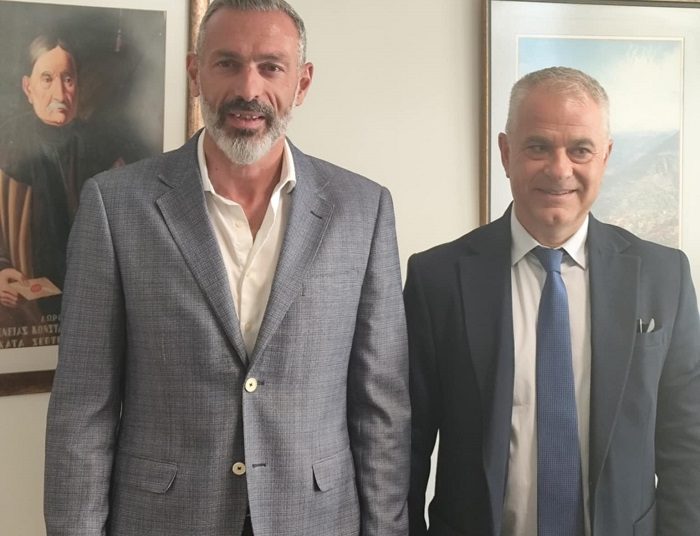 Παρέδωσε τη σκυτάλη ο Σπ. Δερδεμέζης