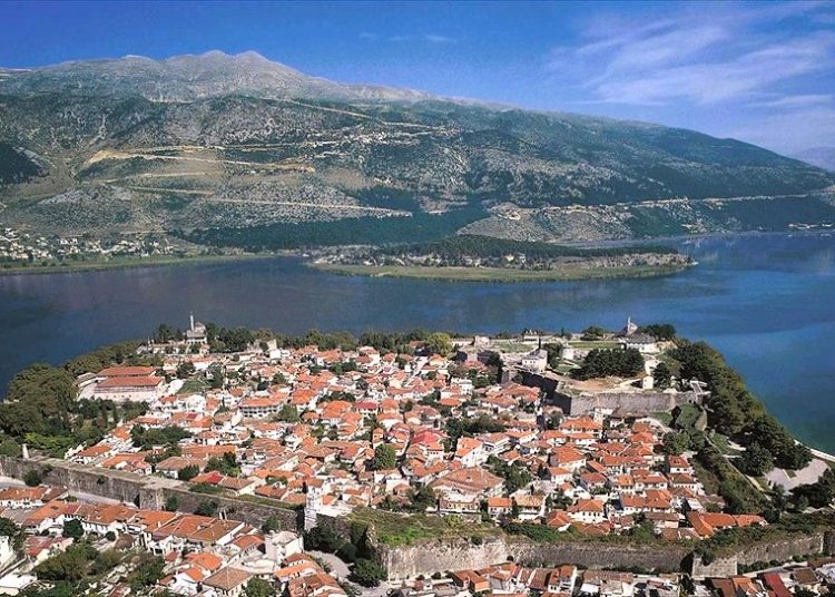 Χριστουγεννιάτικες αυξήσεις… ανταποδοτικών τελών !