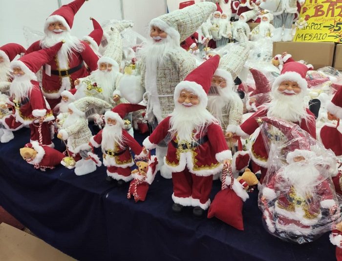 Μια «Χριστουγεννιάτικη αγορά» που μοιάζει με εμποροπανήγυρη