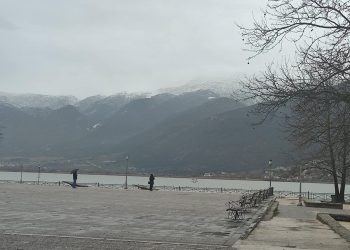 Τα ορεινά «φούσκωσαν» χιόνι