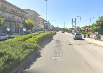 Πρόταση για πάρκινγκ στην οδό Παπανδρέου