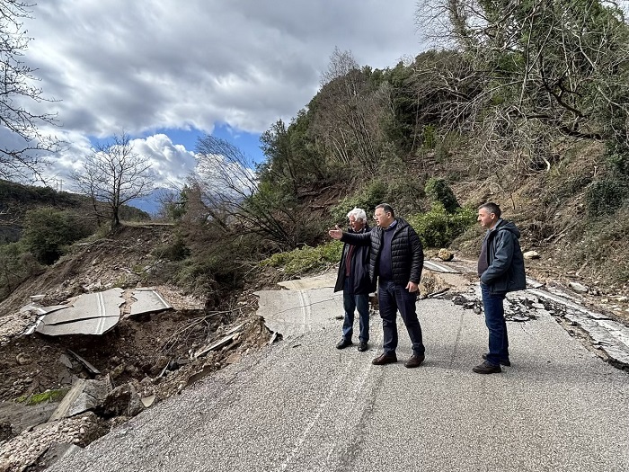 Γ. ΣΤΥΛΙΟΣ -Αυτοψία στην καθίζηση στην 2η Επαρχιακή Οδό