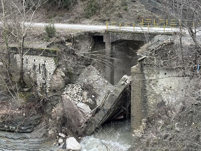Πολιτικές παρεμβάσεις για τις ζημιές από τις βροχές