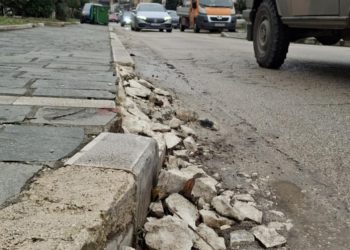 «Δεν φταίμε εμείς, φταίνε οι εργολάβοι και οι ανάδοχοι των έργων»