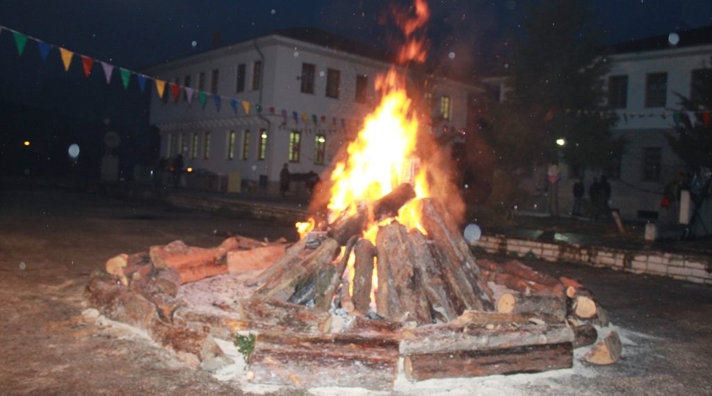 Λόγω «Ελευθέριων» δεν θα γίνει η τζαμάλα έξω από το Δημαρχείο