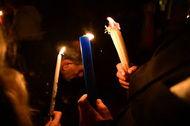 ΑΓΙΟ ΦΩΣ -Με ειδικές πτήσεις θα μεταφερθεί σε όλη την Ελλάδα