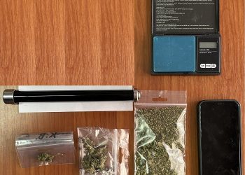 Συνελήφθη για κατοχή και διακίνηση ναρκωτικών